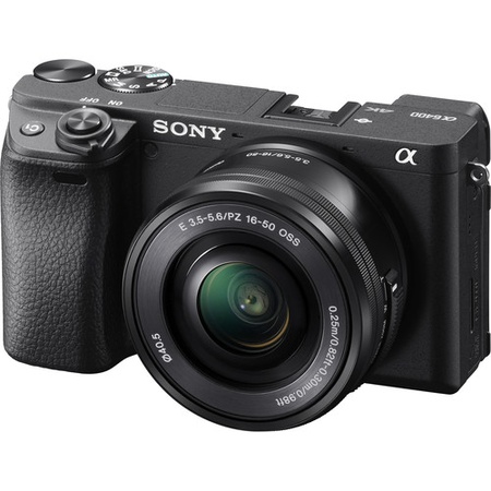 Беззеркальная камера Sony a6400 с объективом 16–50 мм