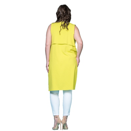 Креповая жилетка большого размера