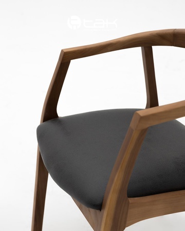 Стулья «Tom»