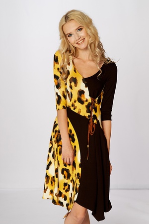 212-1732 Giysi yırtıcı hayvan kültü