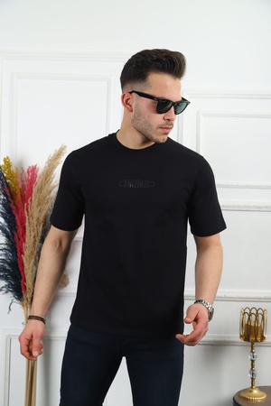 Мужская футболка полу оверсайз