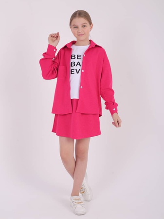 Üçüncü model: Etek, Ceket, Tişört