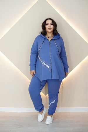 Брючный костюм-9447