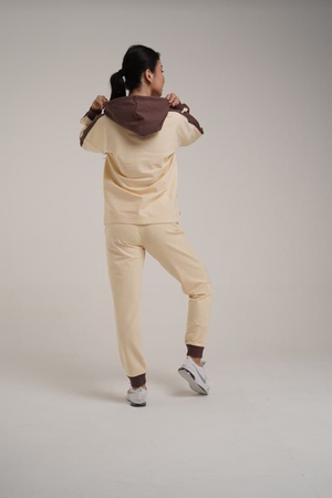 Kombine kapüşonlu kadın eşofmanı