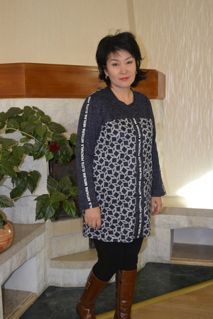 Üreticiden triko tunikler ve elbiseler (tümü stokta)