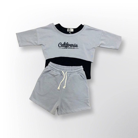 Genç kızlar için spor takım