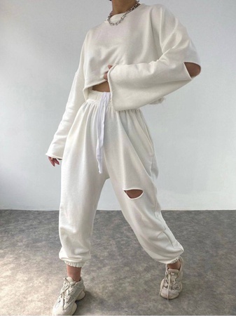 Спортивный костюм