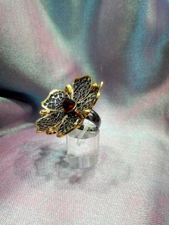 &quot;Kosmeya&quot; halkası