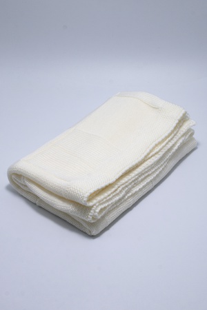 ТРИКОТАЖ ДЕТСКОЕ ОДЕЯЛО С КВАДРАТНЫМ УЗОРОМ