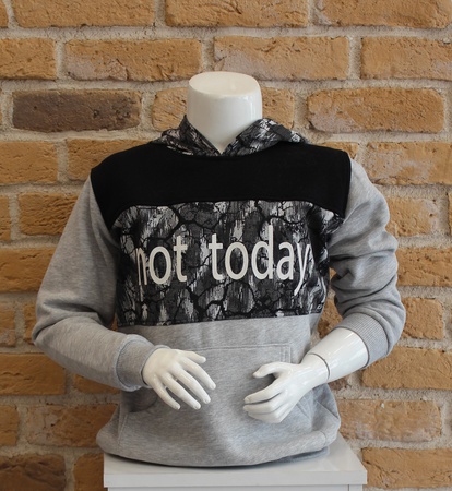 ÜÇ İP KAPŞONLU SWEET