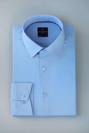 Мужские рубашки