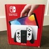 Nintendo Switch OLED 64 ГБ Внутренняя память 7-дюймовый экран с белым и неоново-синим / красным Joy-Con - оригинал