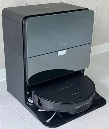 Roborock S9 MaxV Ultra with 22 000Pa Suction Power