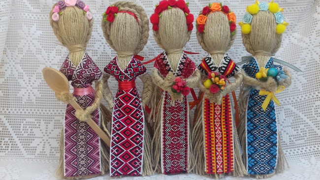 Кукла-мотанка `Берегиня` (льняная нить) Рост 10,15,18,22,26 см.Оберег в дом.