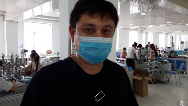 一次性使用三层医用口罩（每包50个）