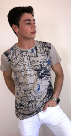 2089 МОДЕЛЬ МУЖСКАЯ ФУТБОЛКА 30/1 SÜPRRM С ПРИНТОМ