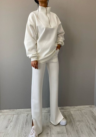 Женский костюм