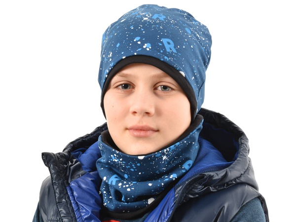 Eşarplı örme bebek şapkaları