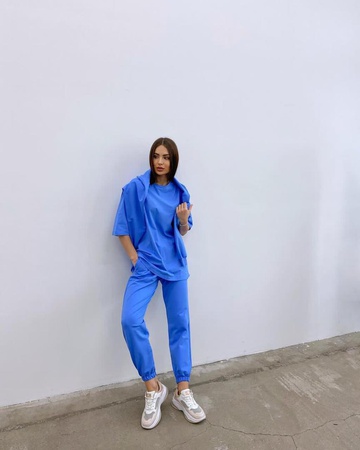 女式运动服（三件套）