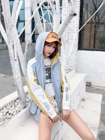 женская ветровка