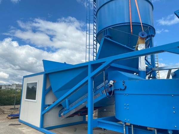 Mobil beton santrali SUMAB K-60