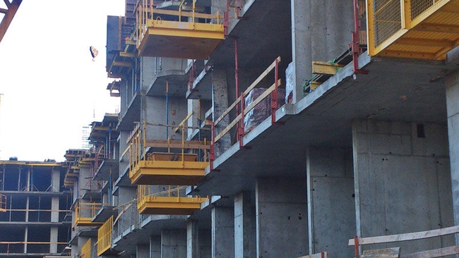 Выносная площадка К1.4 для приема груза на этажах здания