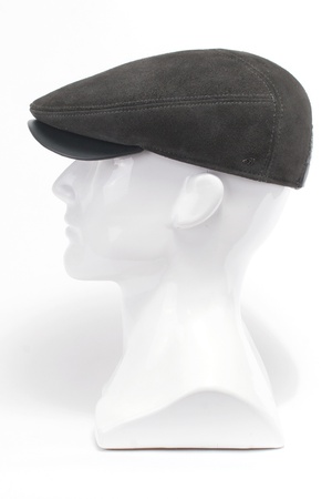 Кепка из замши 010214