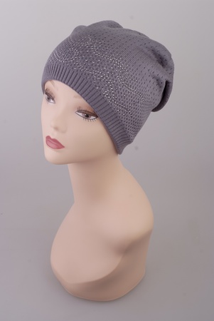 Kadın kışlık şapkalar