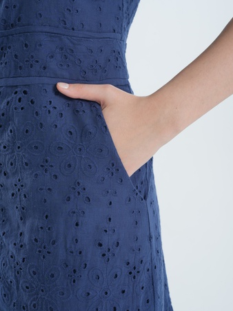 Kadınların elbisesi