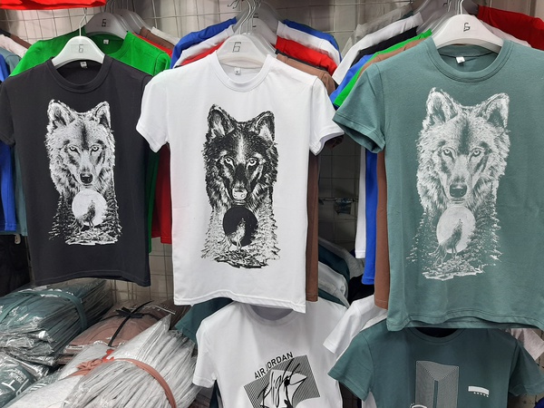 8 ila 13 yaş arası çocuklar için tişörtler