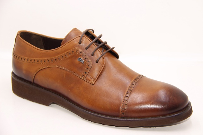 Men's shoes made of genuine leather