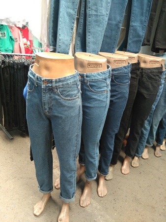 женские джинсы