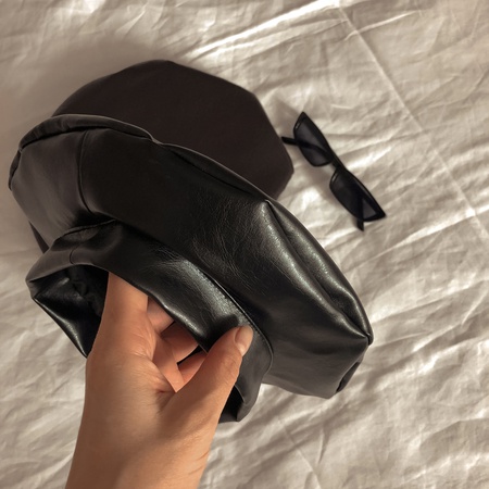 Береты из Эко кожи