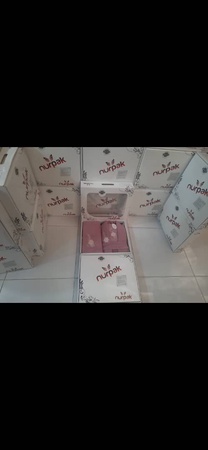 Подарочный набор ( халат , полотенце)