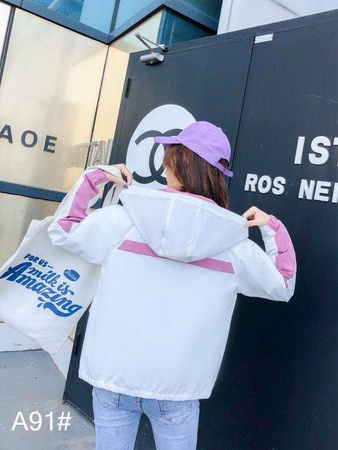 женская ветровка