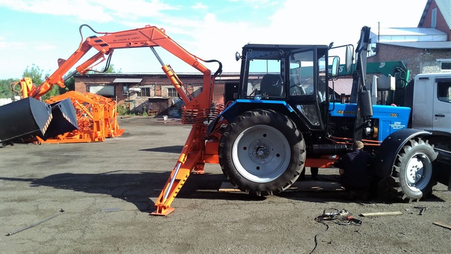 Погрузчик грейферный ПЭФ-1БМ