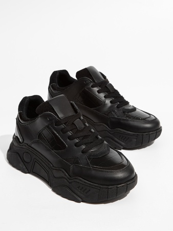 Стильные женские кроссовки ручной работы MADE IN EUROPE