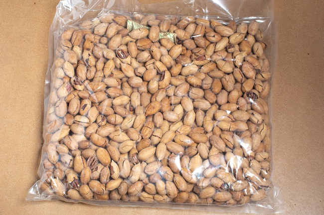 Pecan in shell - Mexico