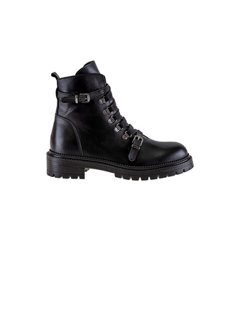 Kadın ayakkabıları