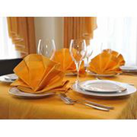 Cтоловое белье, кухонные и банкетные скатерти, интерьерные и подстановочные салфетки, напероны, фуршетные юбки, мулетоны, чехлы на стулья