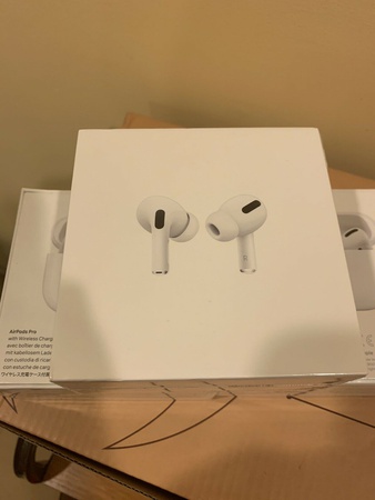 Kablosuz Kılıflı Apple AirPods Pro