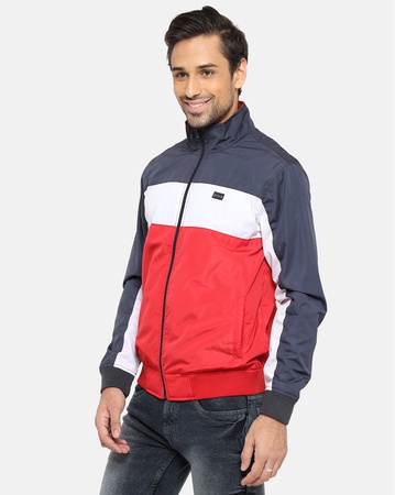 Куртка бомбер