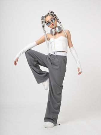 Beyaz lastikli pantolon