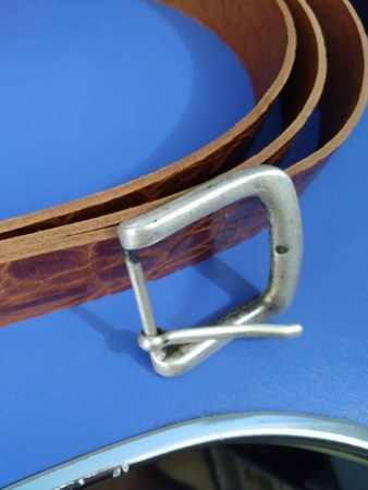 Мужские и Женские ремни ручной работы из Итальянской кожи.