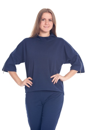 Костюмы женские