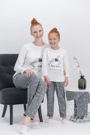 Домашняя одежда (пижамы) для мужчин, женщин и детей