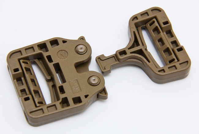 Berger 999, "Cobra" tipi plastik hızlı açılan tokalar