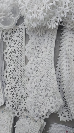 collars in a wide range