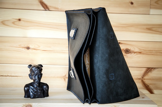 МУЖСКОЙ КОЖАНЫЙ ПОРТФЕЛЬ ДВУСОСТАВНОЙ