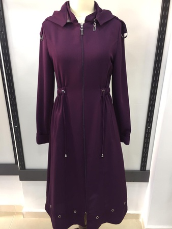 Сезонное Платье с гофрированным поясом и воротником